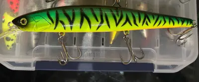 Воблер Jackall Mag Squad 160SP